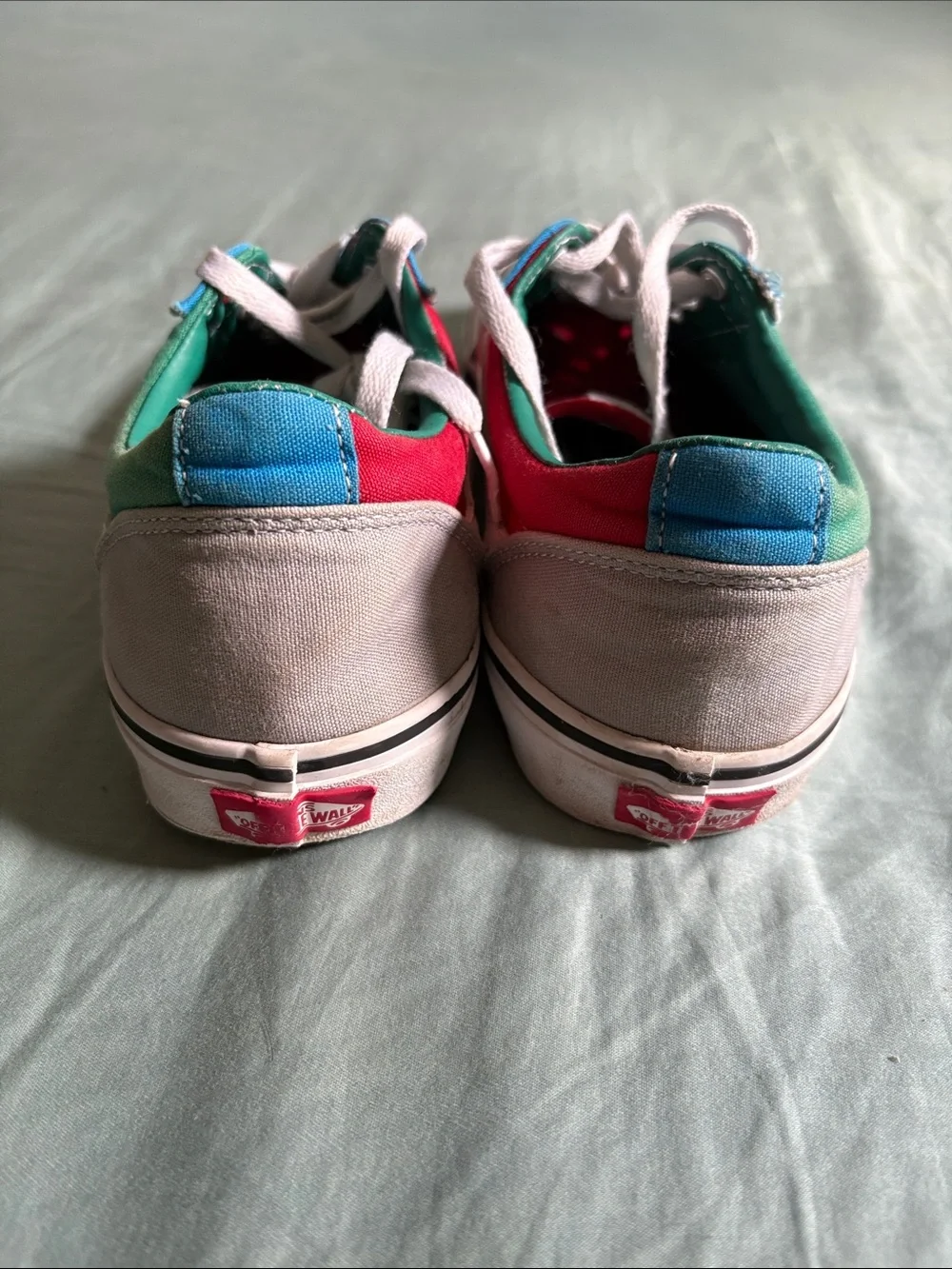 Vans Low-Top Sneakers in Green/Teal/Blue/Red/Grey
